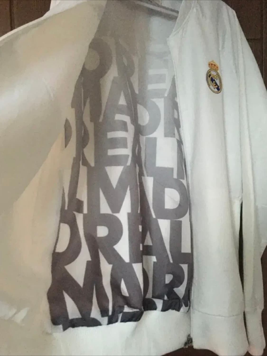 아디다스 레알마드리드 트랙탑 상품이미지2