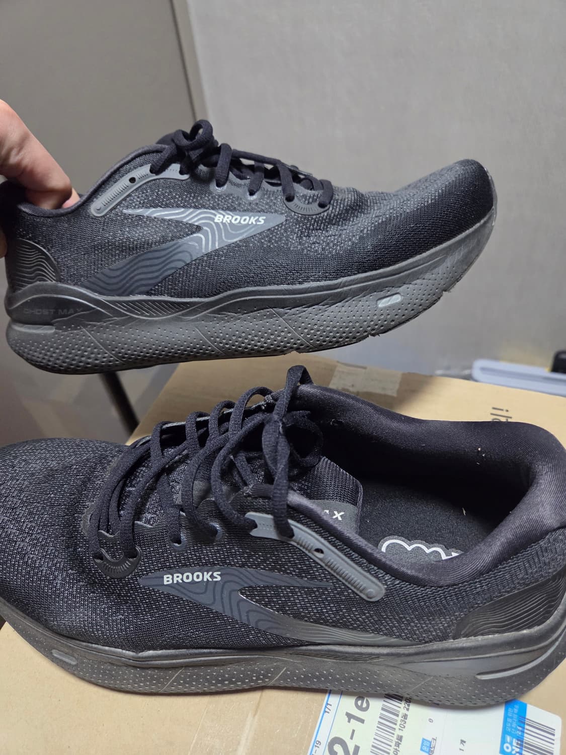 사이즈 285) 브룩스 고스트 맥스 1 블랙 상품이미지6
