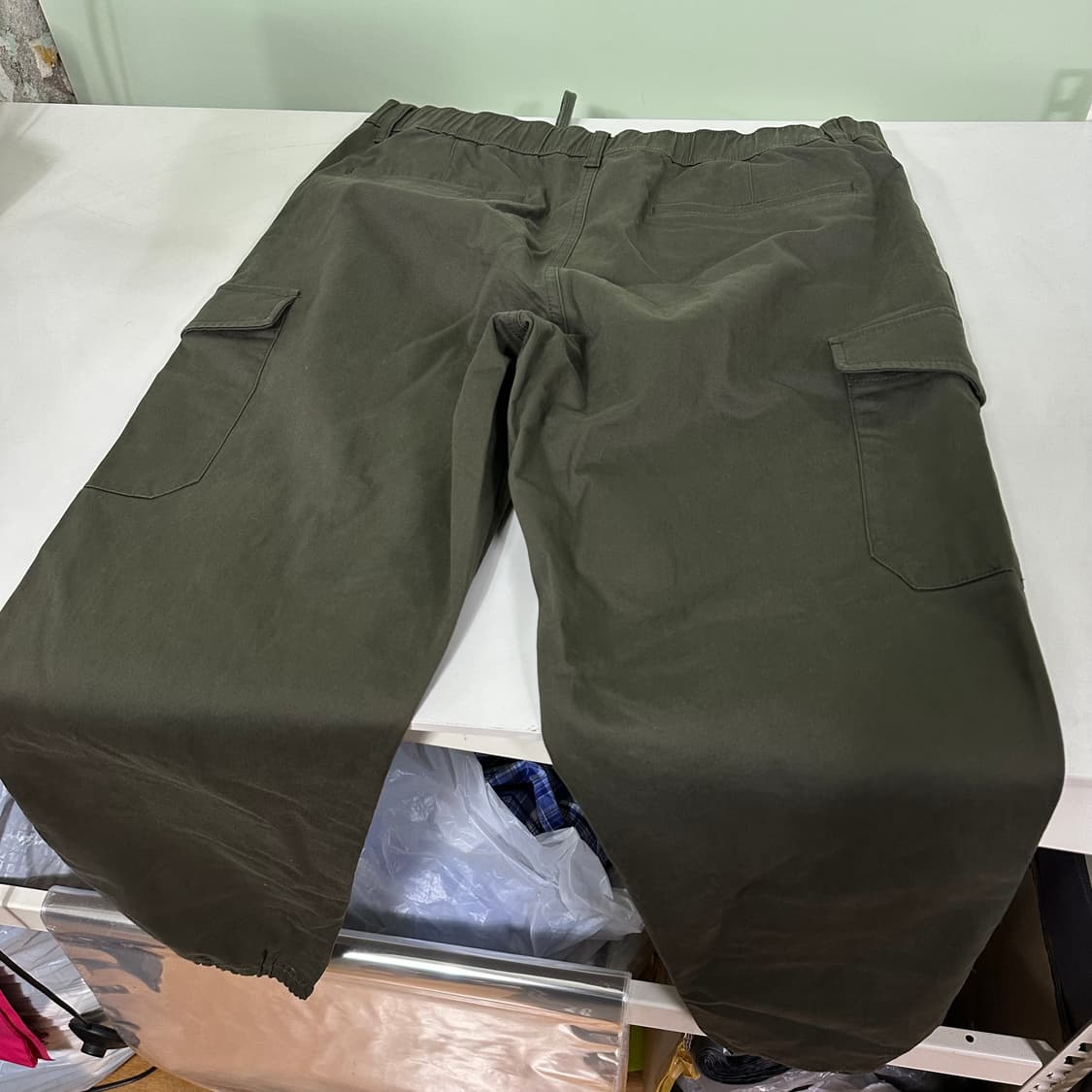 L-XL 유니클로 딥카키 루즈핏 밴딩 코튼 카고 조거팬츠 상품이미지5