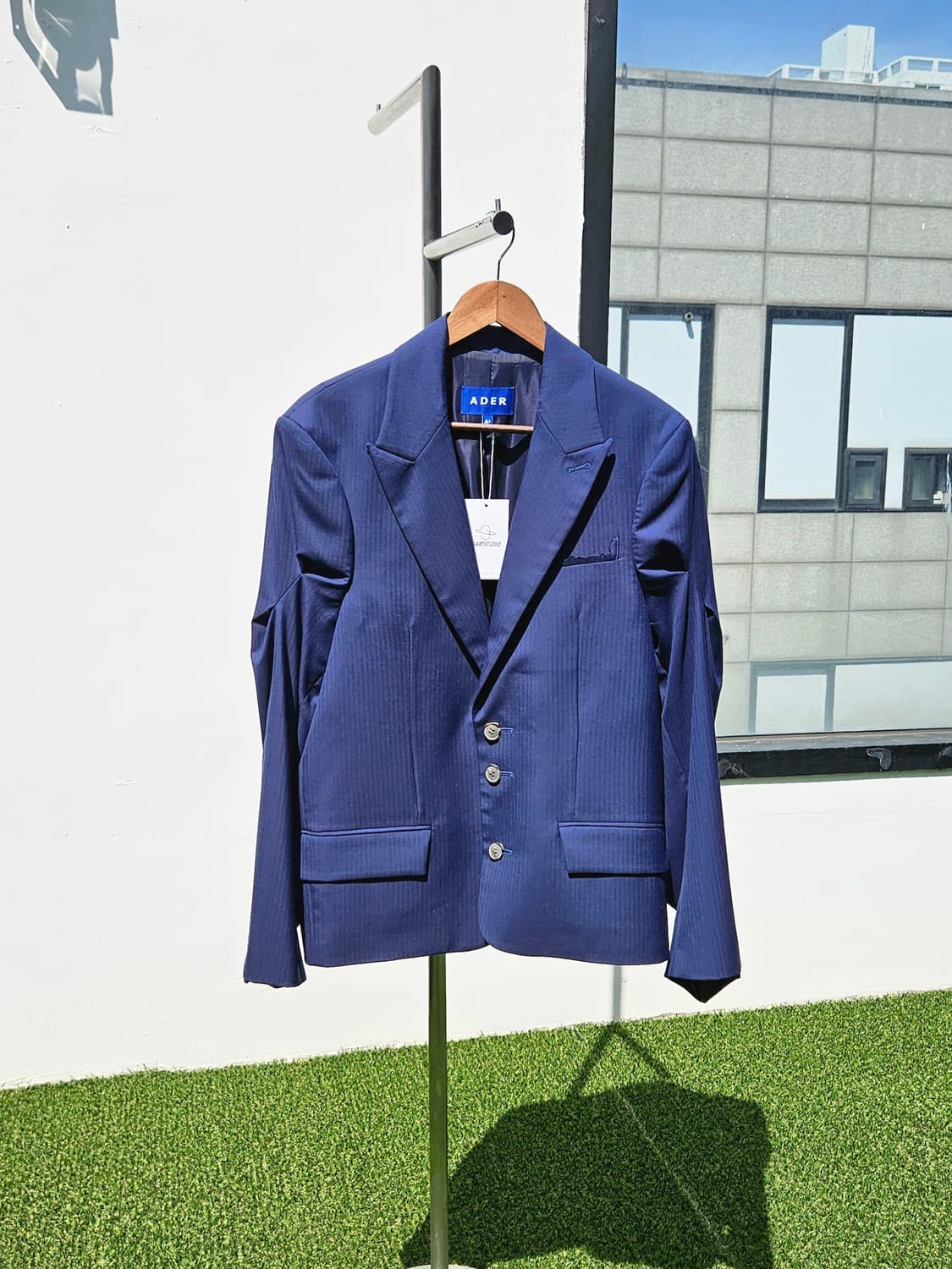 아더에러 20FW 블루썸 드레이핑 울 자켓 상품이미지1