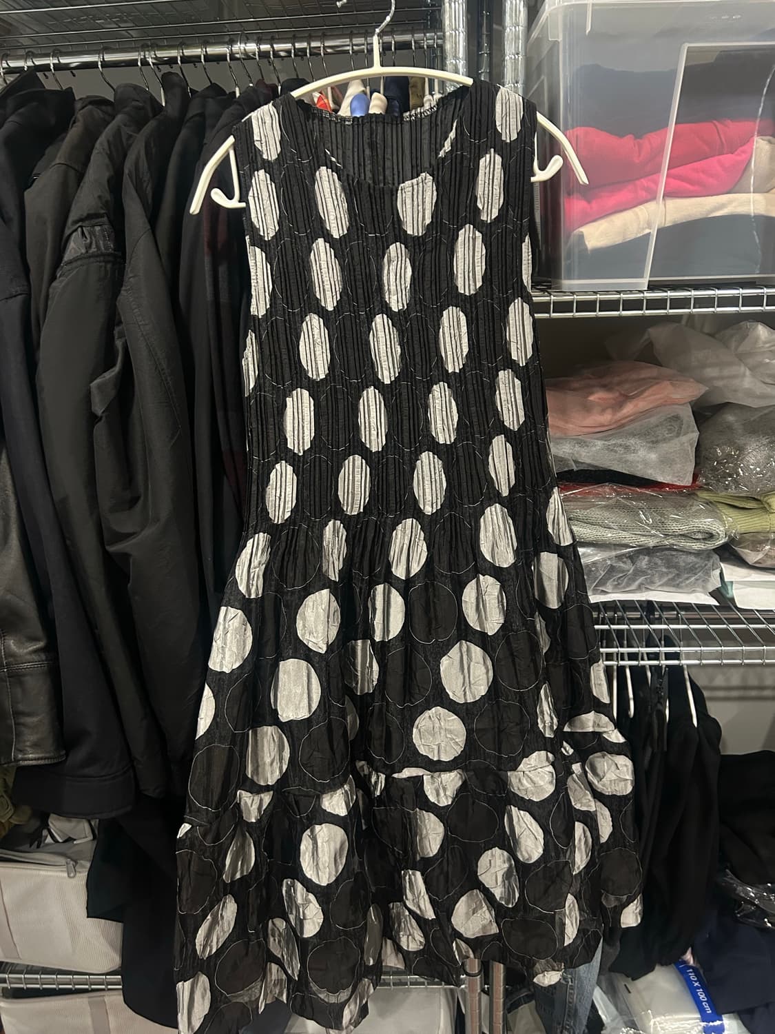 꼼데맛 도트 플리츠 원피스 상품이미지1