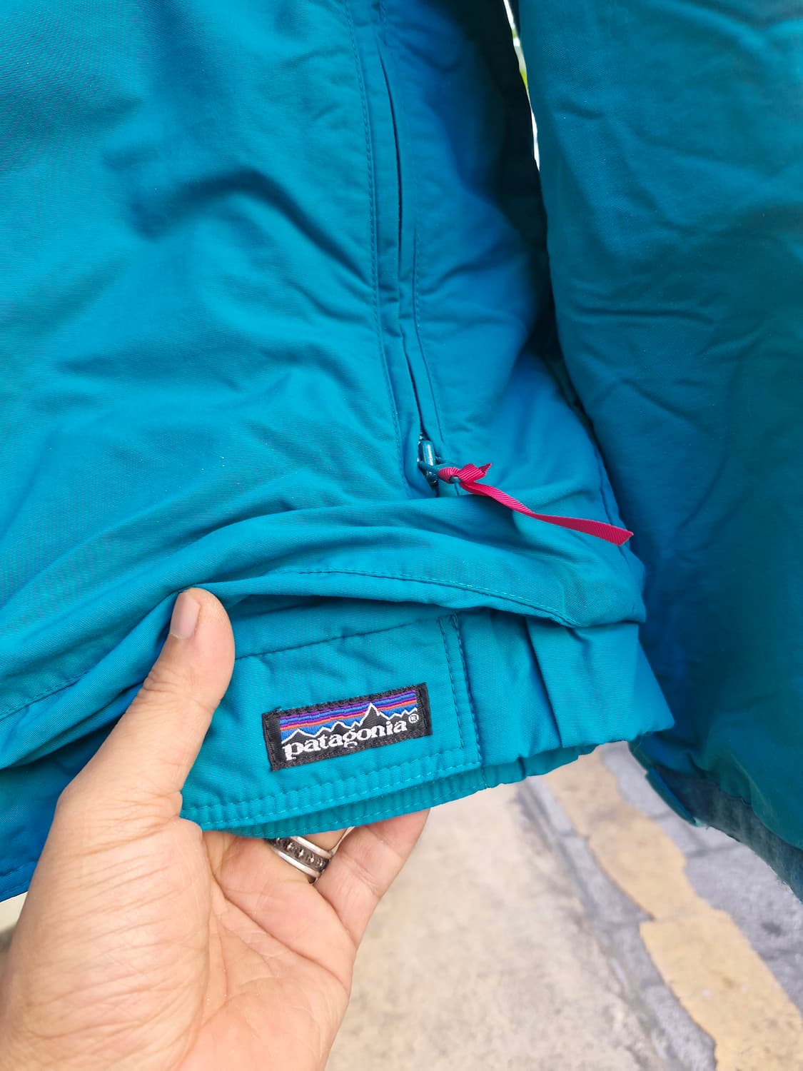 Z-245 파타고니아 신칠라 선패드 쉘드 신칠라 봄버 웜업 자켓  상품이미지5