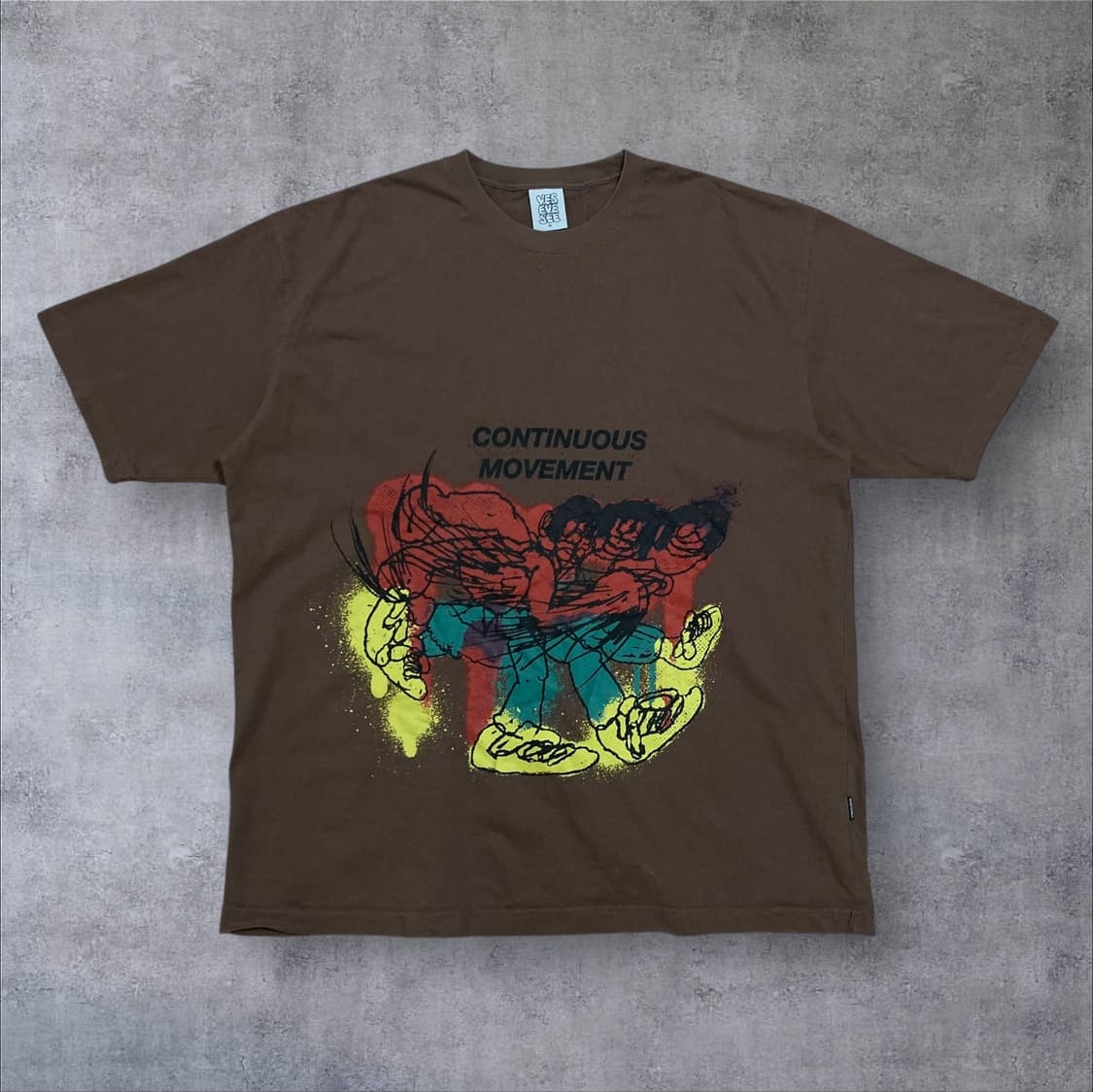 예스아이씨 프린팅 빅로고 브라운 반팔티 상품이미지1