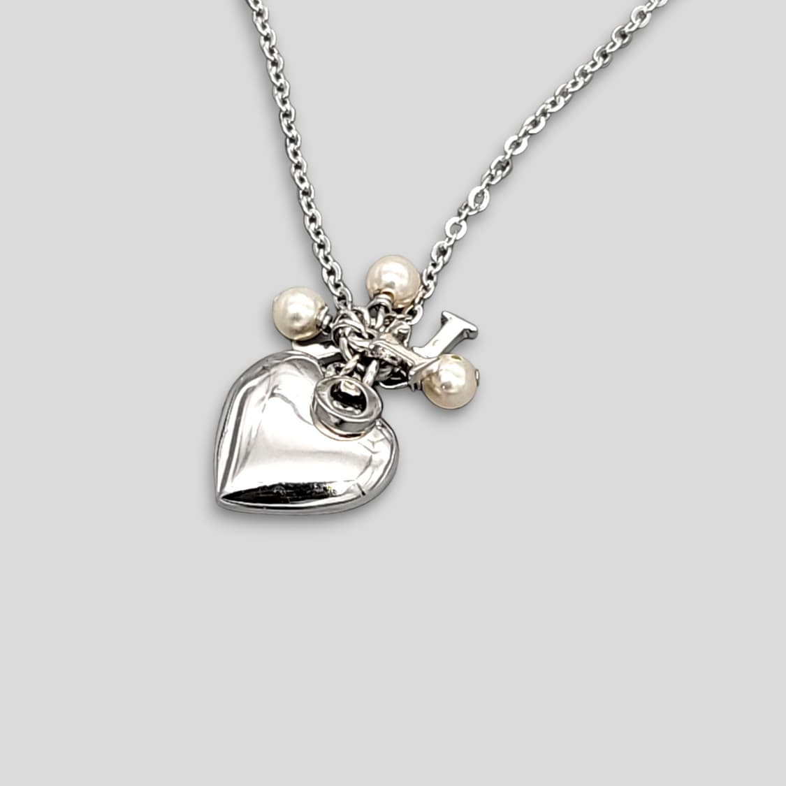 디올 로고하트 진주 참 목걸이 상품이미지7