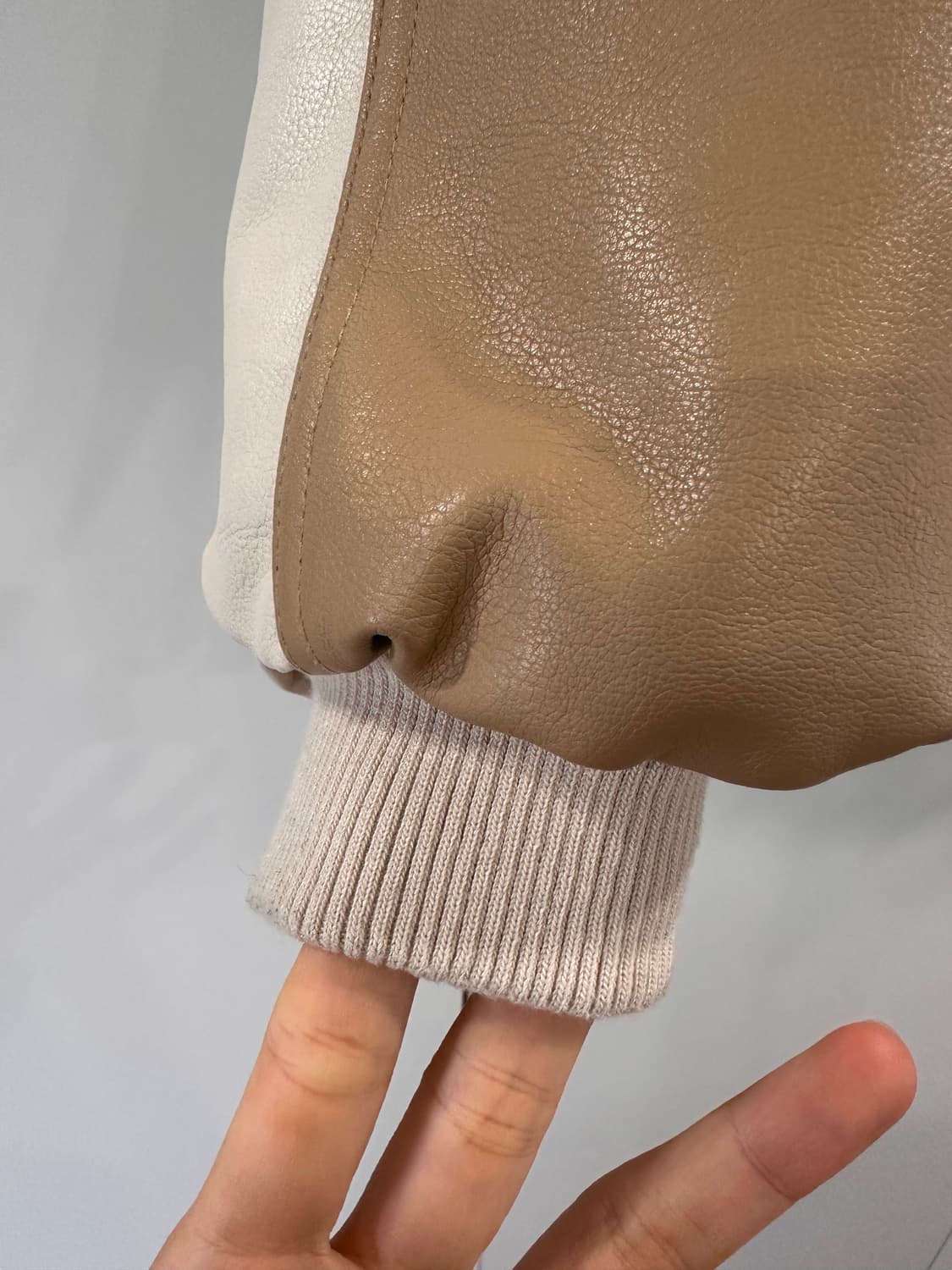 세이스라 배색 레더 재킷 상품이미지6