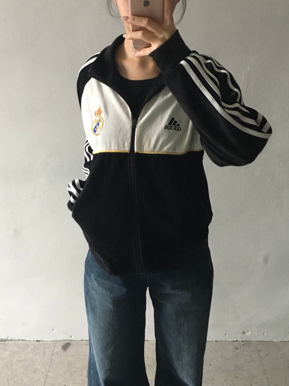 아디다스 레알마드리드 벨벳져지 상품이미지1