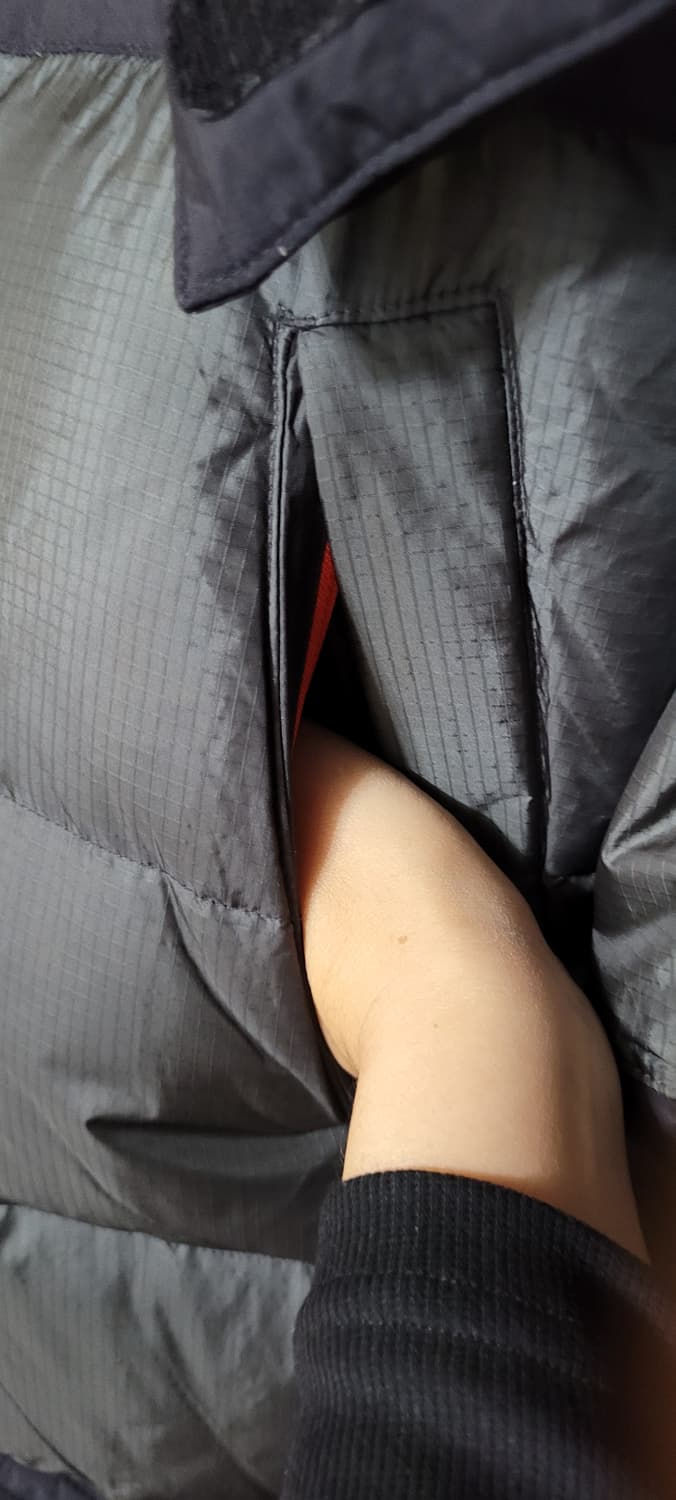 (남성105사이즈) 칸투칸 겨울 패딩(오리털100) 상품이미지5