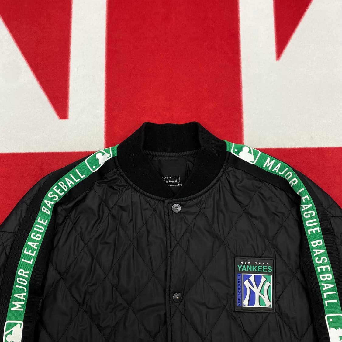 MLB 뉴욕양키즈 퀼팅자켓 S 실측 M - L  상품이미지3