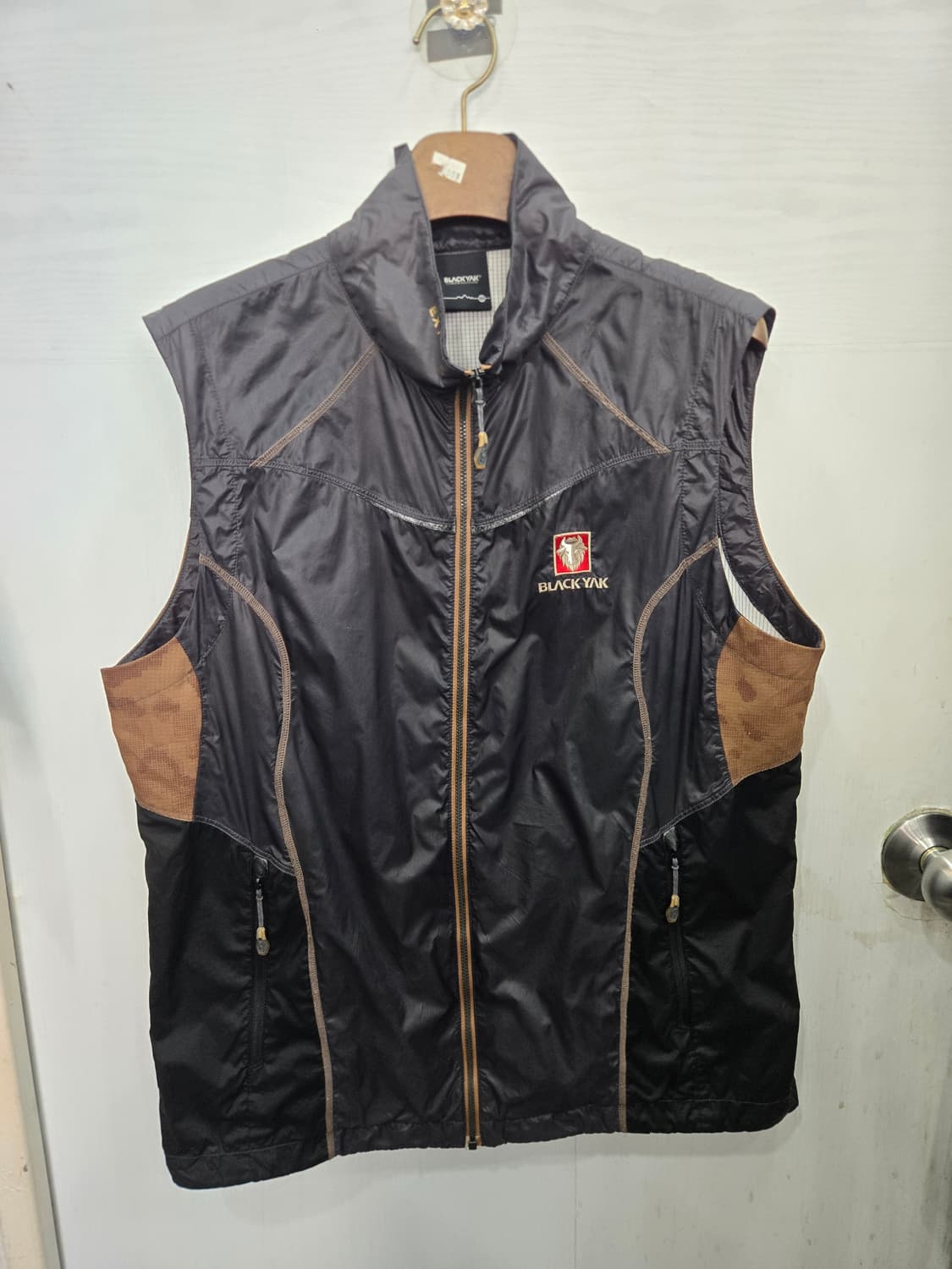 100,L )) BLACK YAK 블랙야크 바람막이 조끼! 상품이미지1