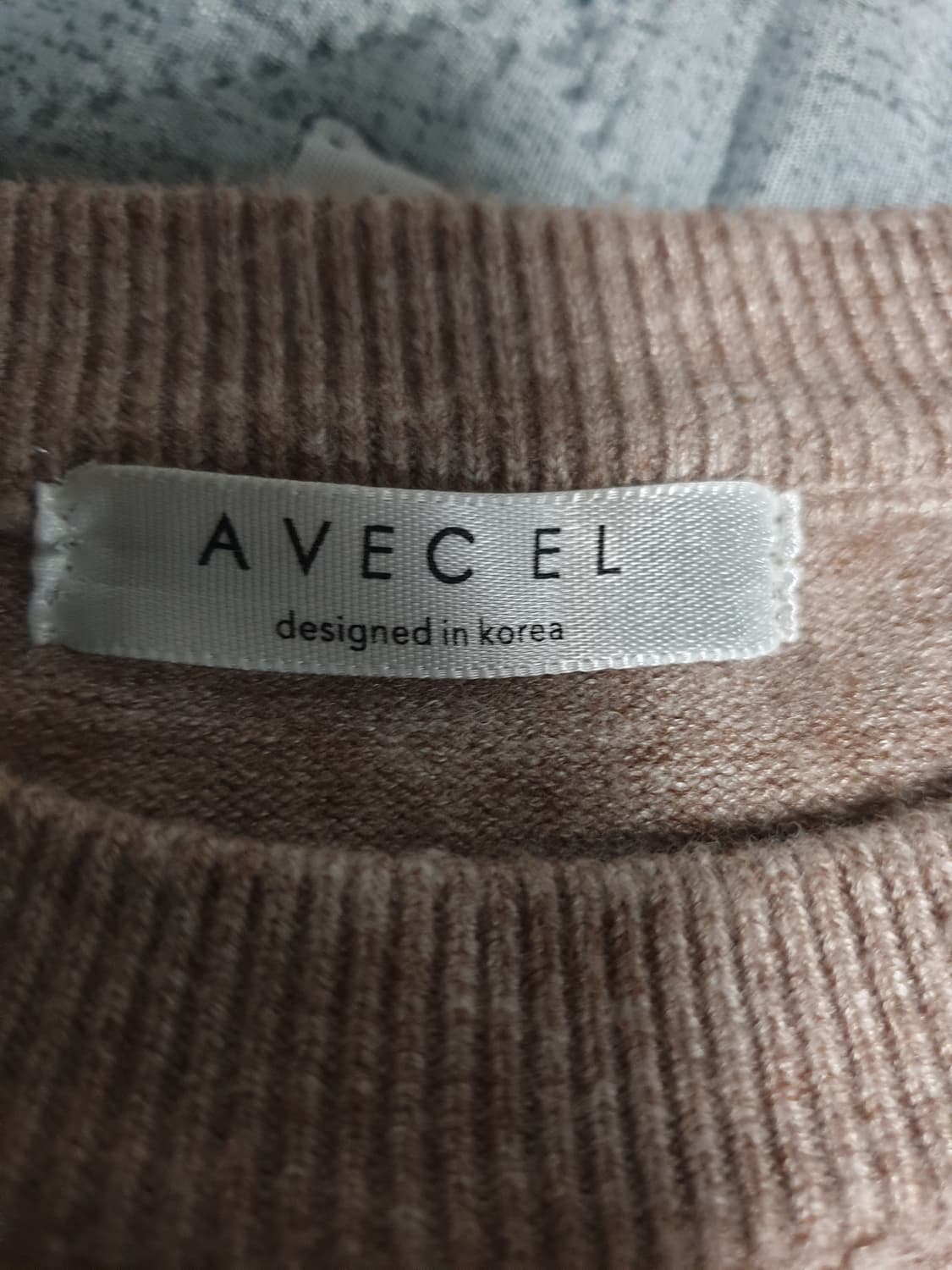 아베크엘 비스코스 다이아패턴 니트 베이지 (F) 상품이미지3