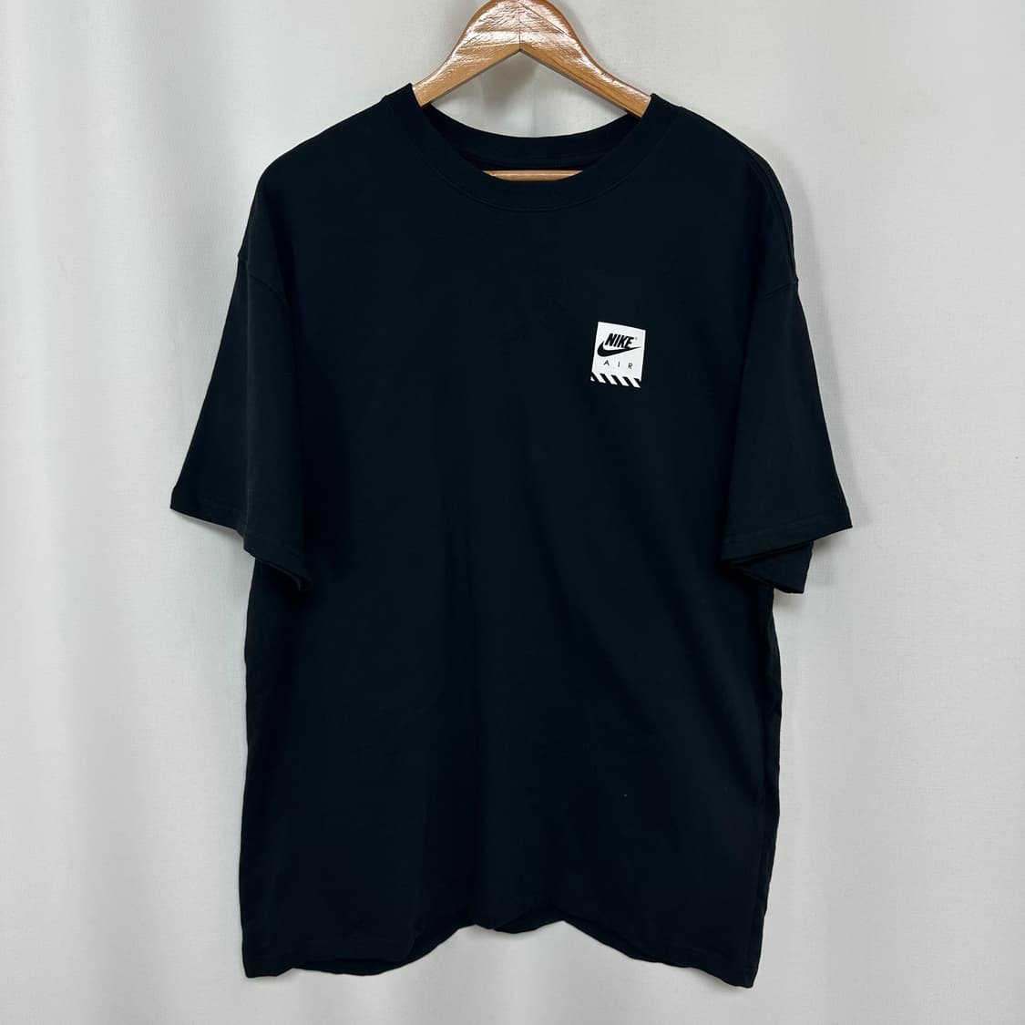   나이키 남자 스판 반팔티 검정 루즈핏 L  OWC 상품이미지1