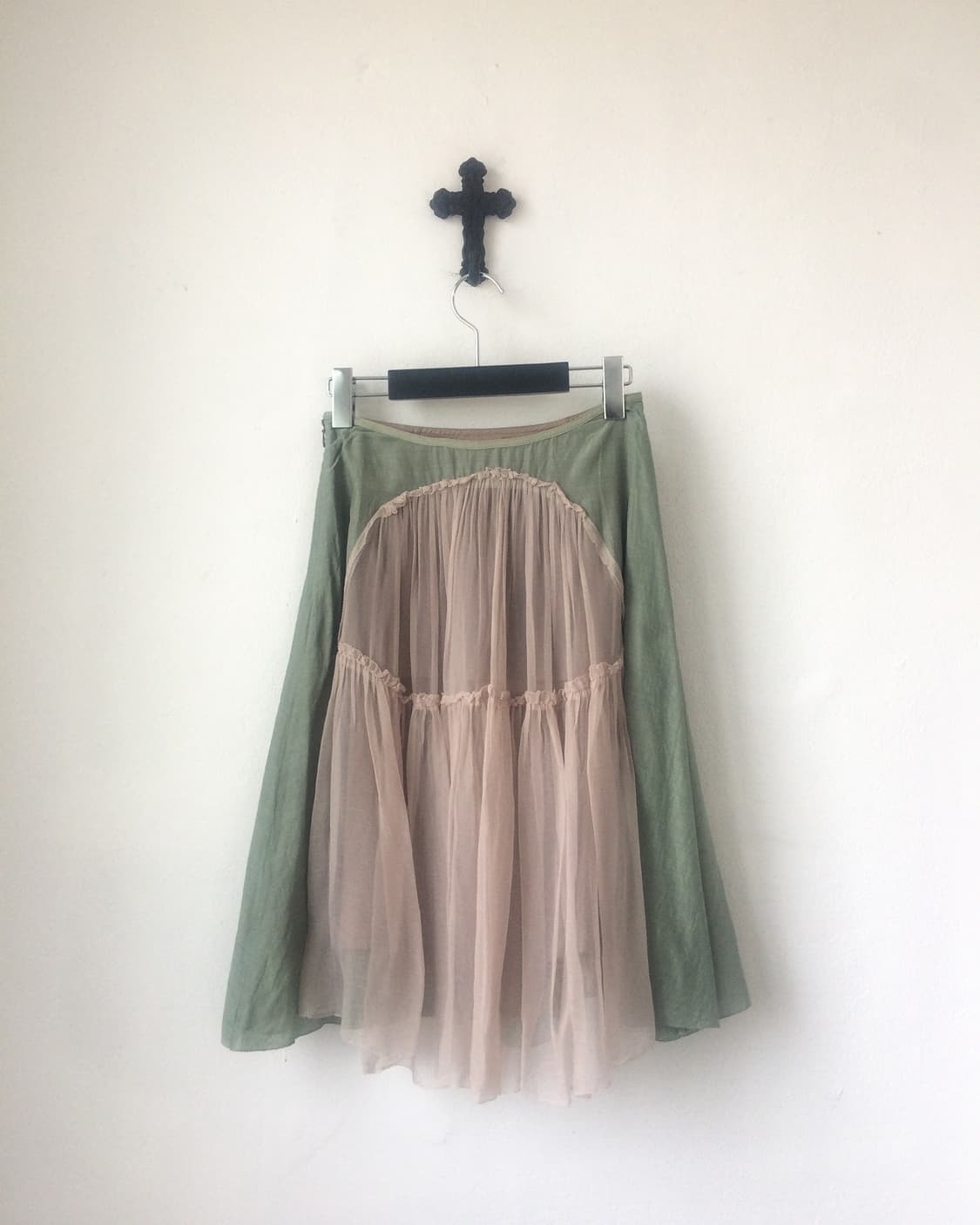 Back frill point midi skirt 상품이미지2