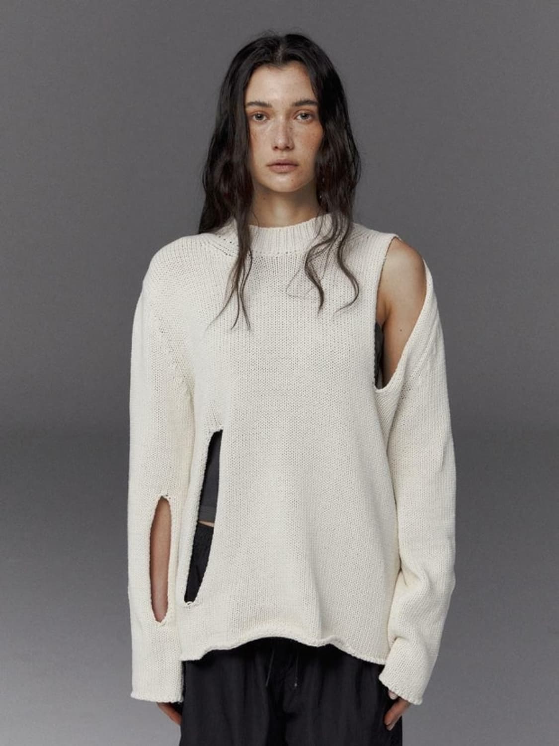 스튜디디오테이블 CUT OUT KNIT PULLOVER 상품이미지1