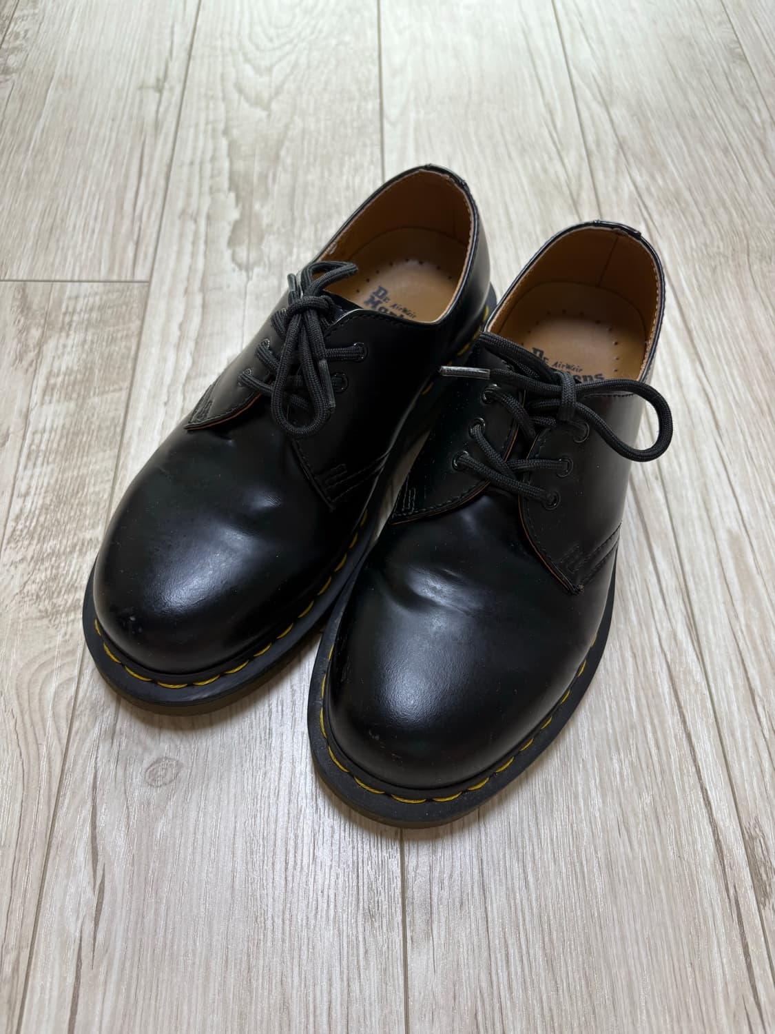 닥터마틴 1461 3홀 스무스 220 상품이미지1