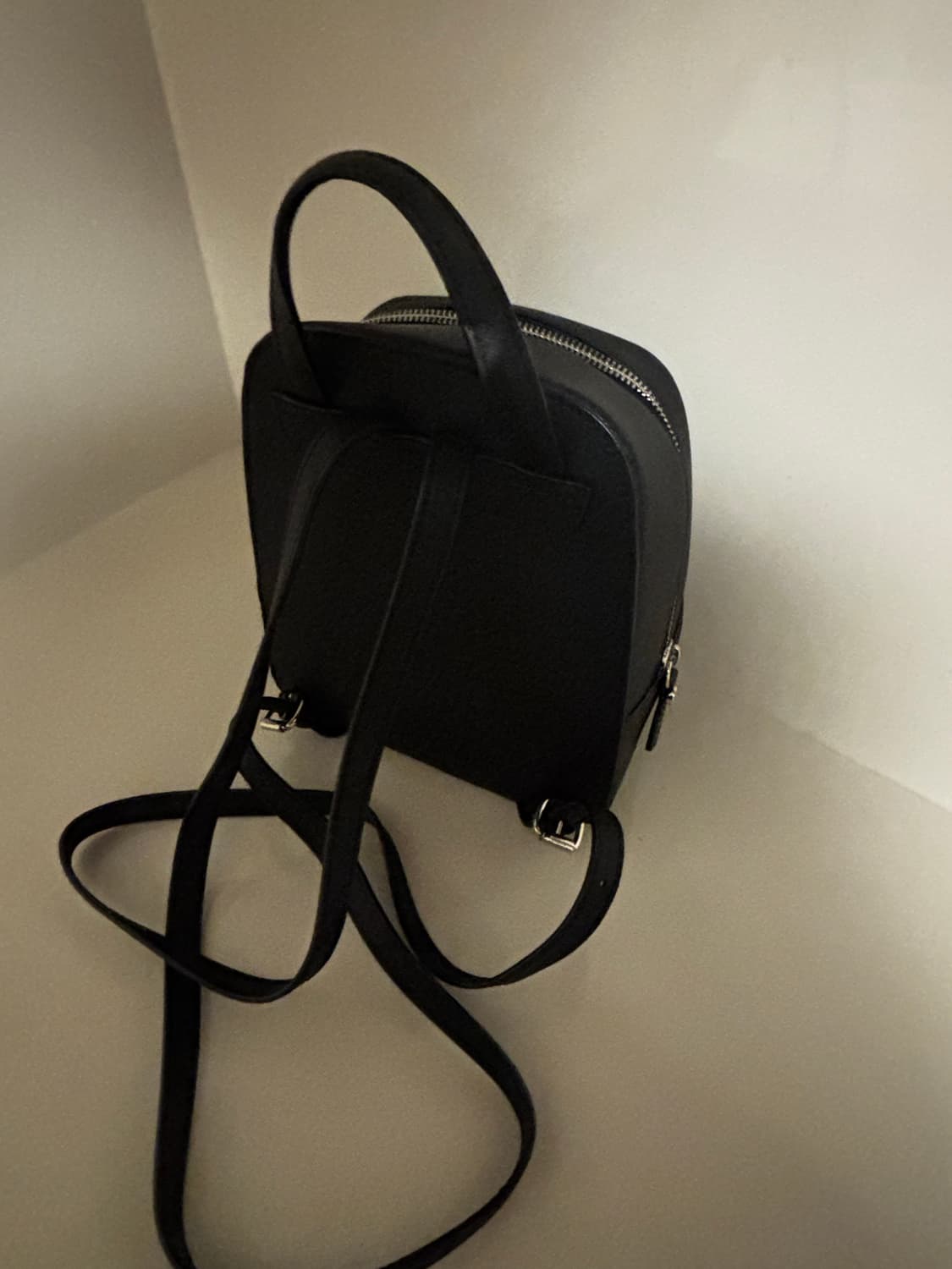 비비안웨스트우드 레이디스 백팩 블랙 미니 상품이미지3