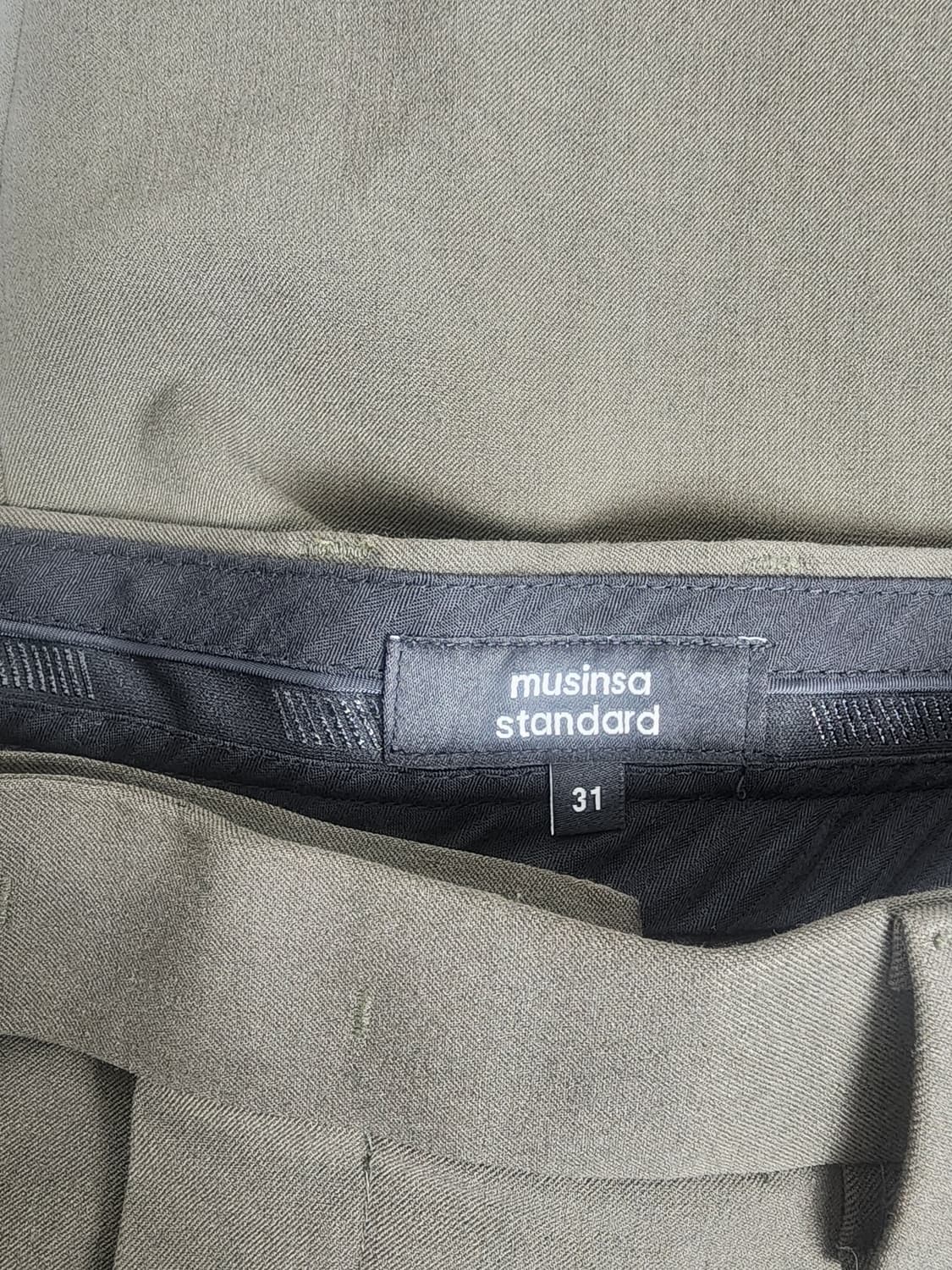 무신사 스탠다드 와이드 핀턱 차콜브라운(카키)슬랙스 (새상품급 31) 상품이미지7