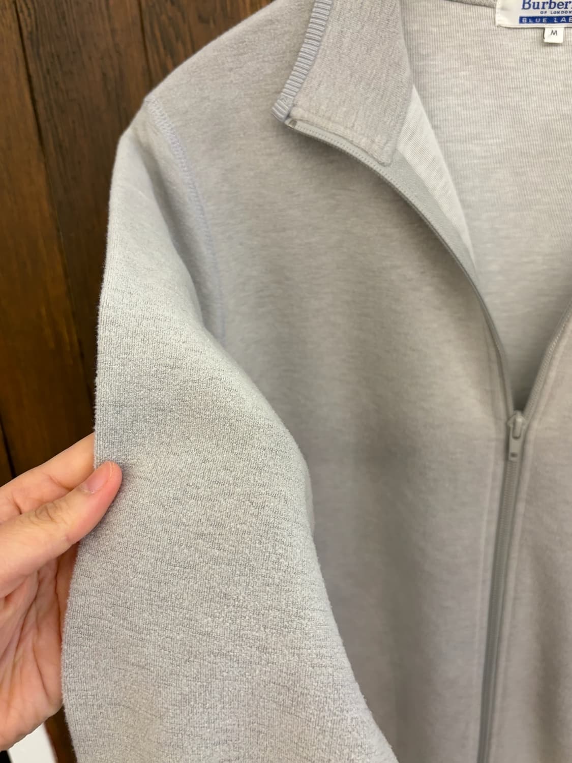 버버리 정품 그레이 기모집업 상품이미지5