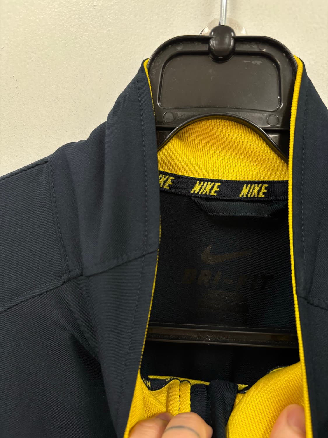 나이키 스우시 바람막이 상품이미지5