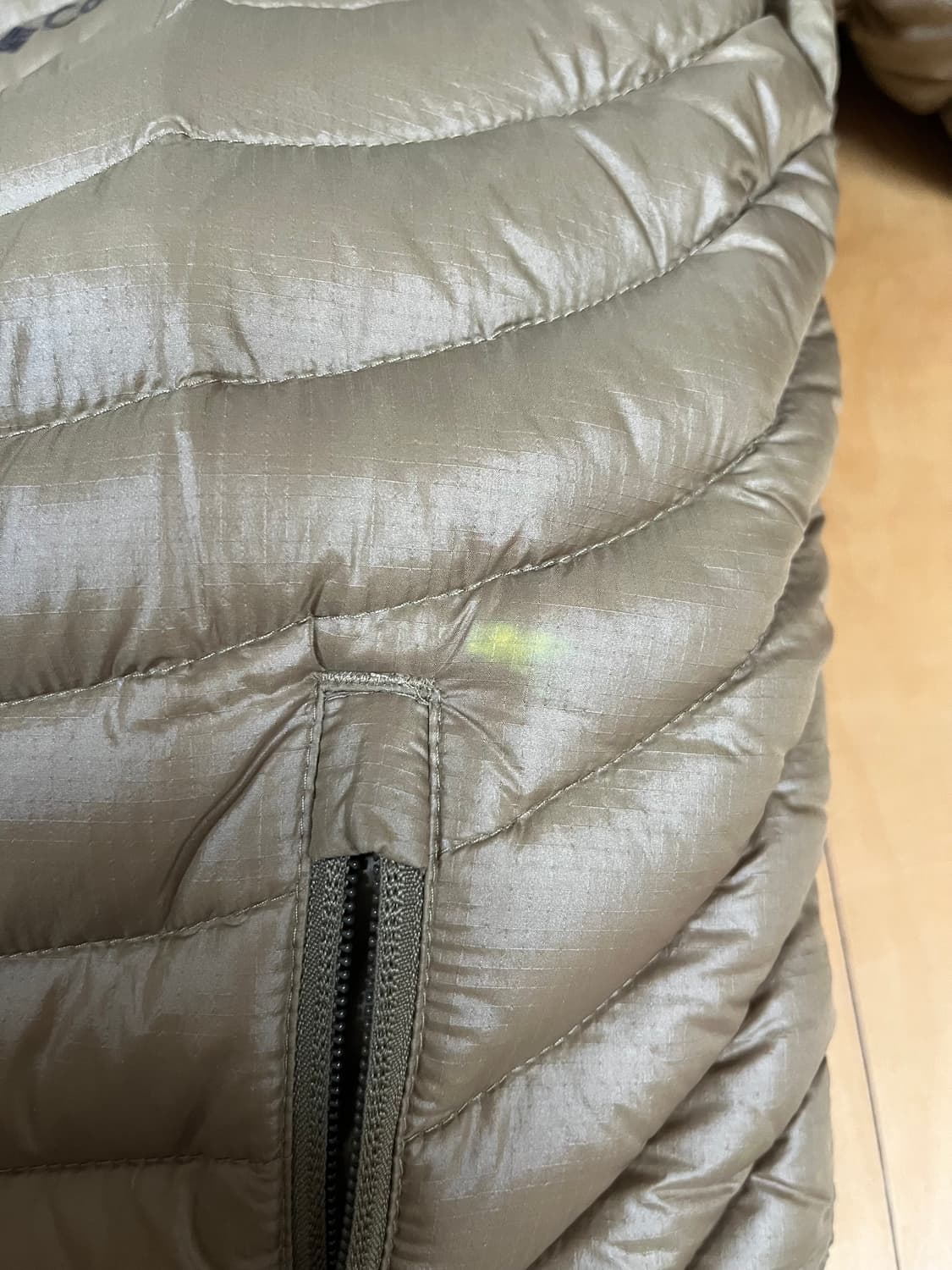 컬럼비아 경량 패딩 Size 105  상품이미지9