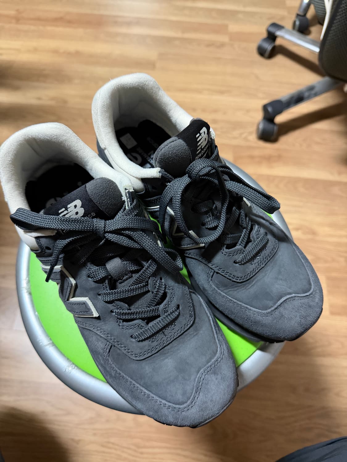 뉴발란스 x 꼼데가르송 574 상품이미지1