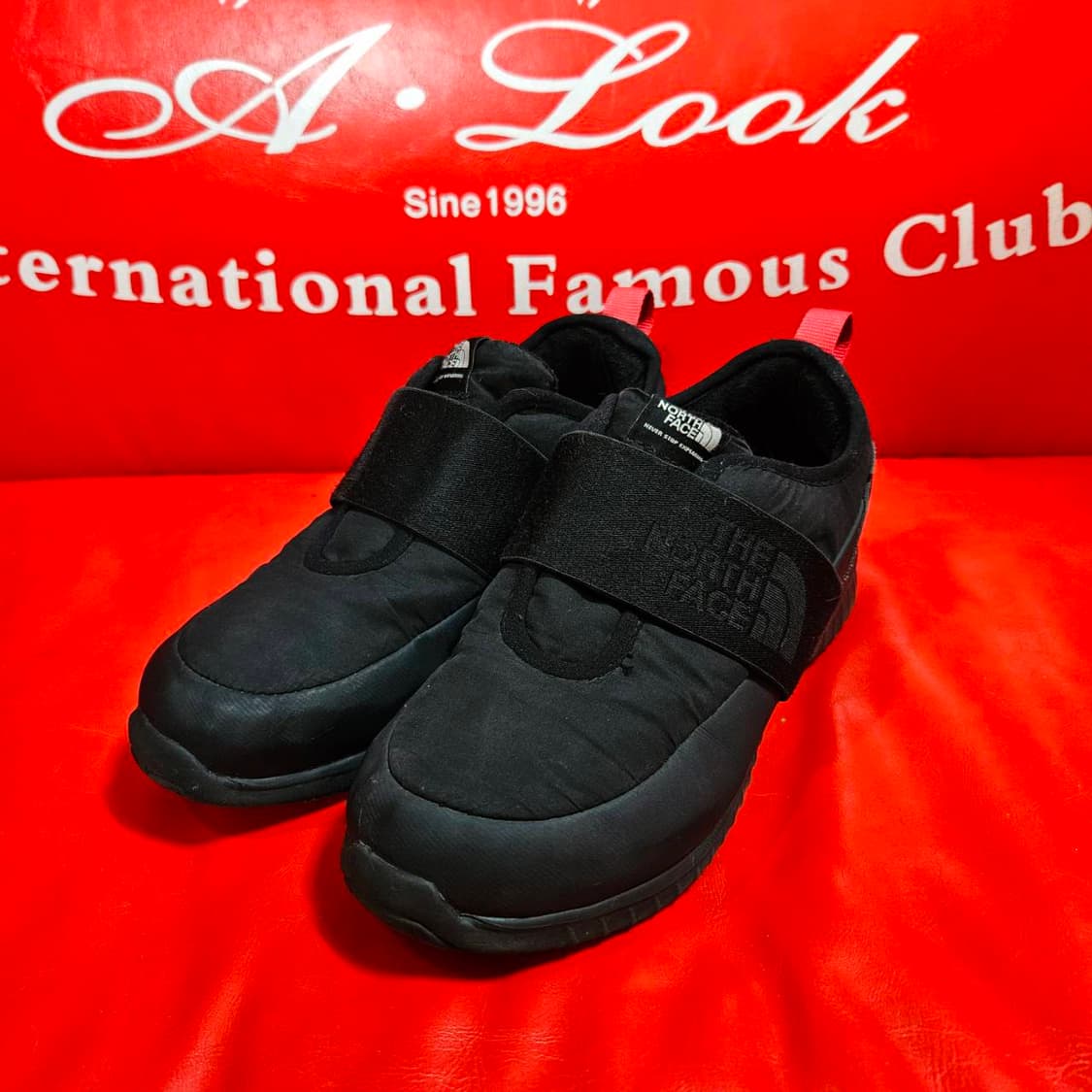 노스페이스 아웃도어 등산 패딩 슬립온 230size 상품이미지1