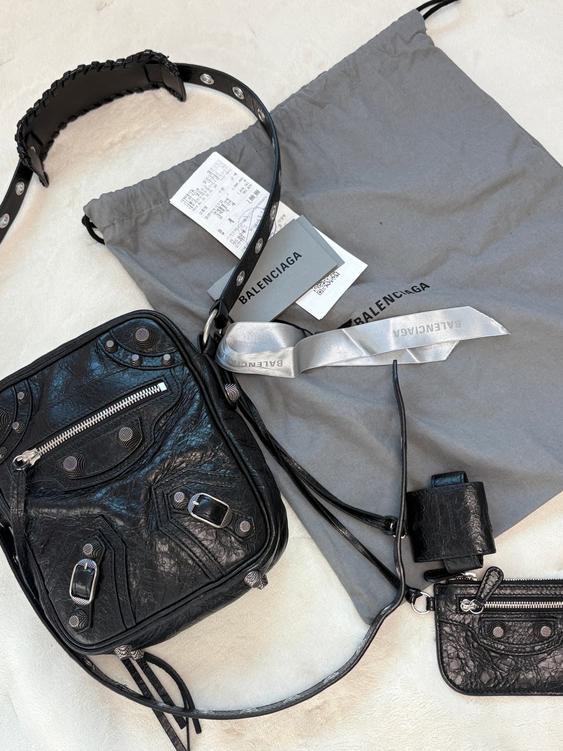 발렌시아가 르카골 크로스 바디백 남성 상품이미지1