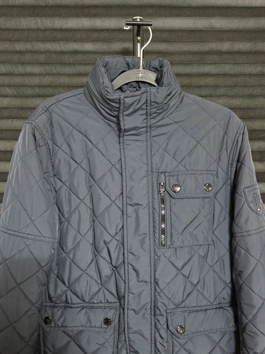 [타미힐피거] 퀄팅 자켓 판매합니다. 상품이미지2