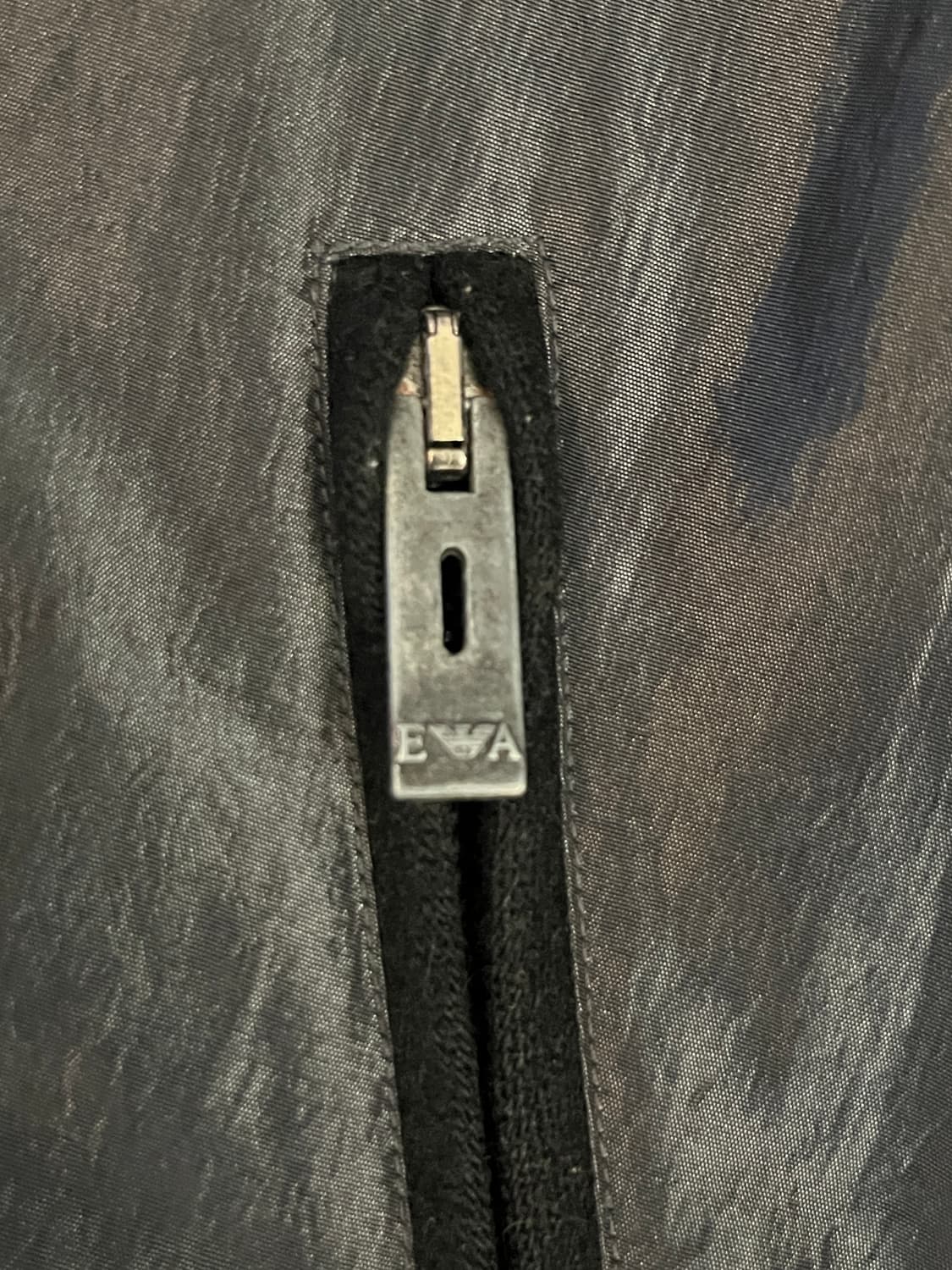 엠포리오 아르마니 푸퍼자켓 상품이미지5