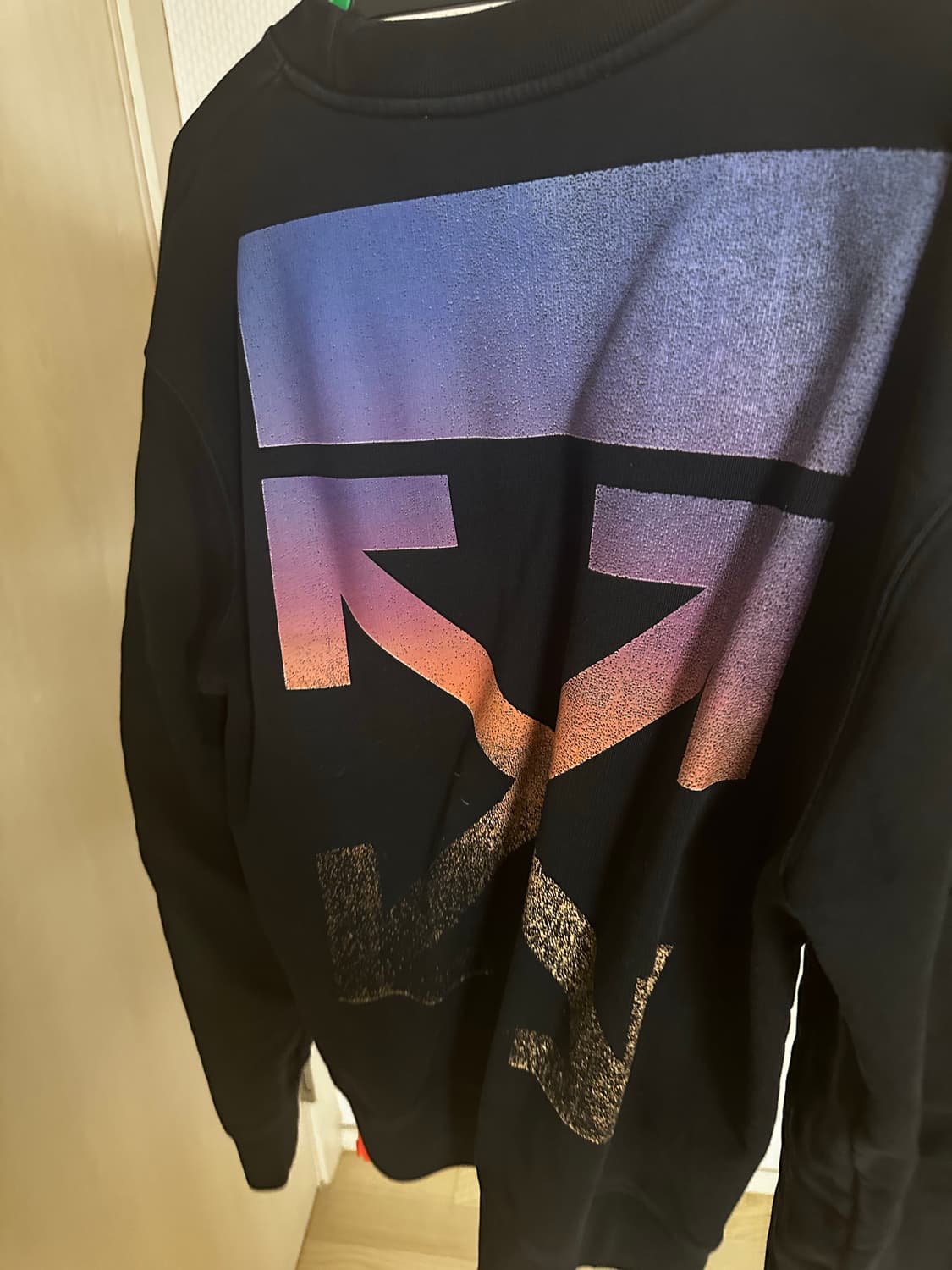 오프화이트 맨투맨 M 상품이미지2