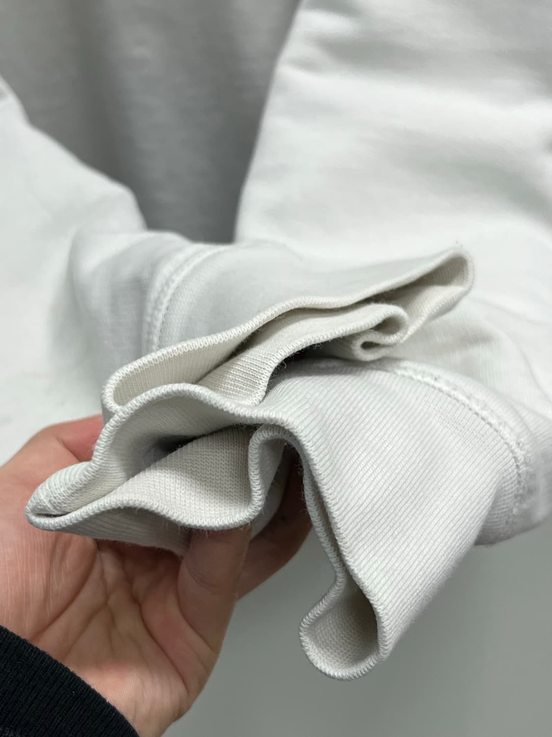 아디다스 X 알렉산더왕 맨투맨 상품이미지5