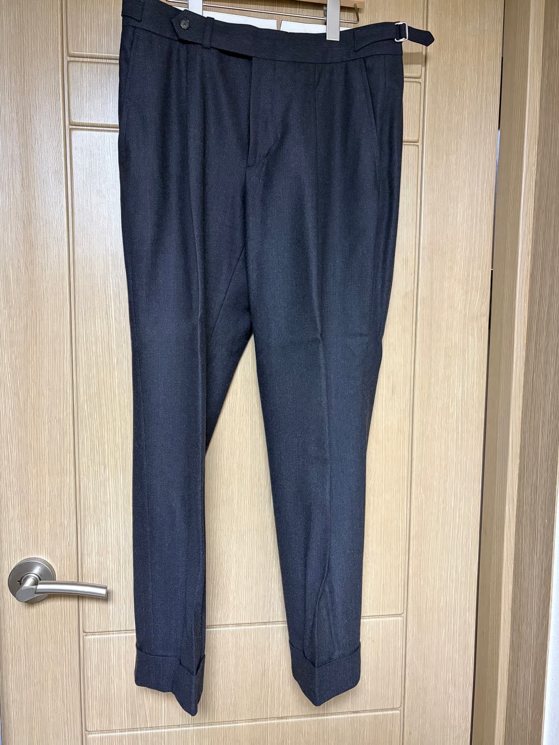 부기홀리데이 테일러드 핏 트라우저 울 팬츠 차콜 상품이미지6