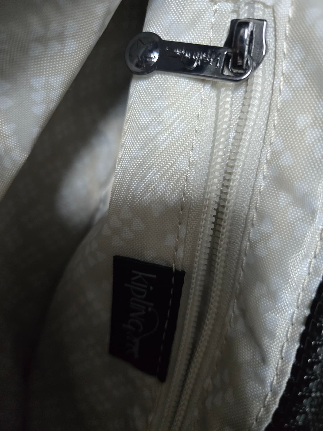 키플링 가방 상품이미지5