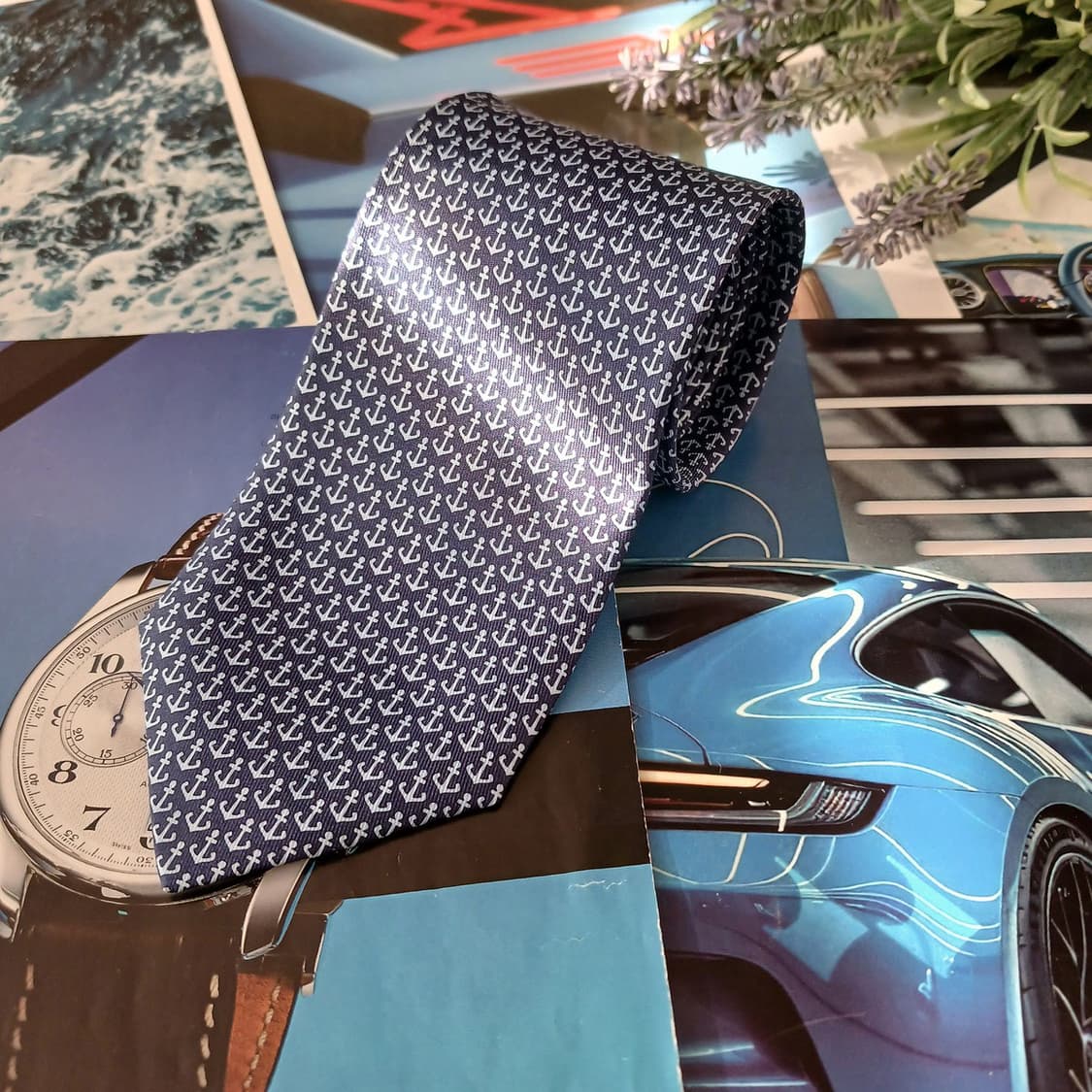 페라가모 실크 네이비 앵커 패턴 넥타이 8.2cm A+등급 A18928
 상품이미지2