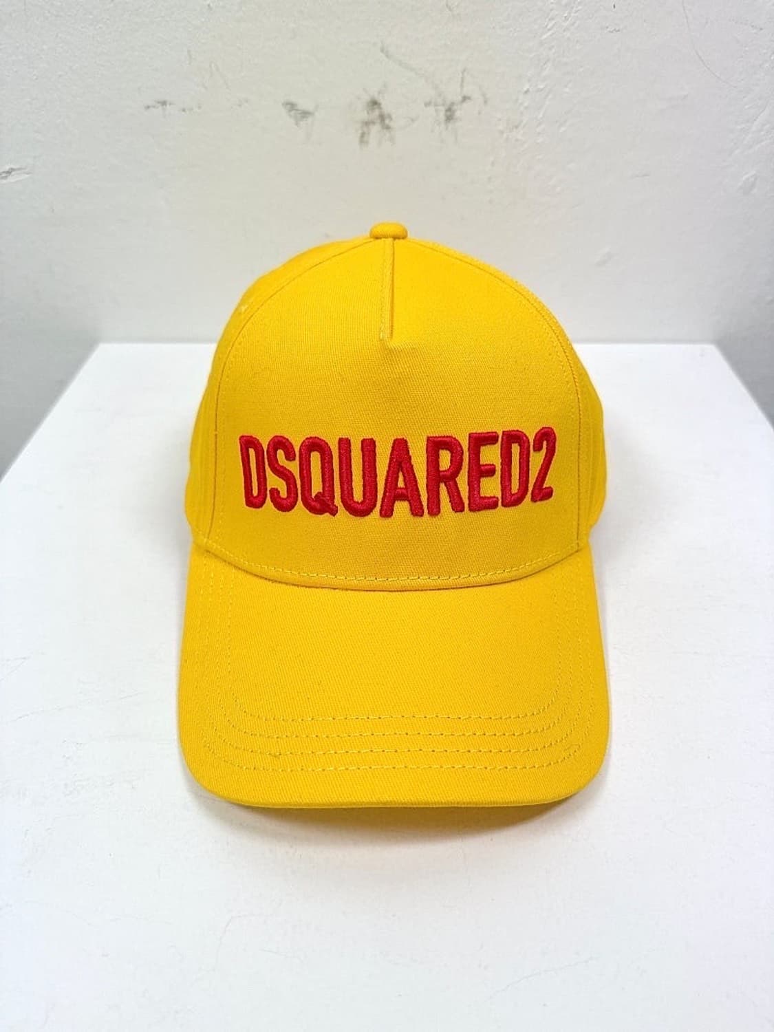 (정품/새상품)  디스퀘어드2 키즈 성인가능 옐로우 로고 자수 볼캡 상품이미지1
