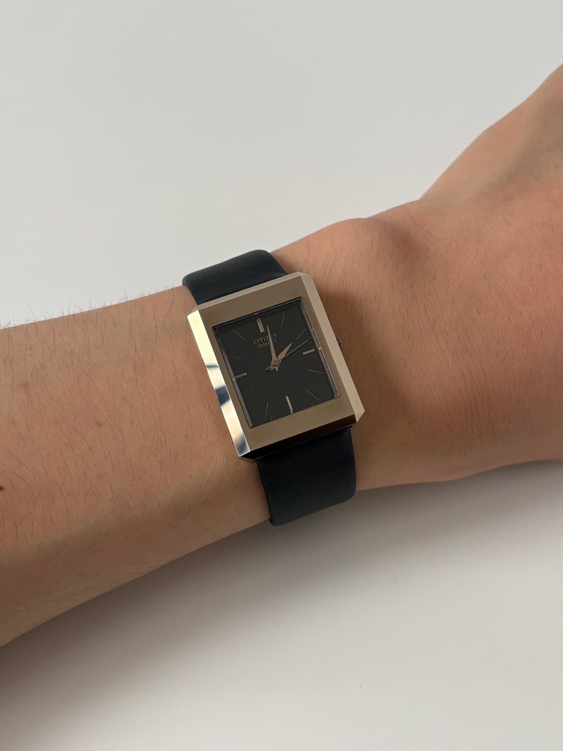 1980s Black Dial Gold Square Quartz 상품이미지9