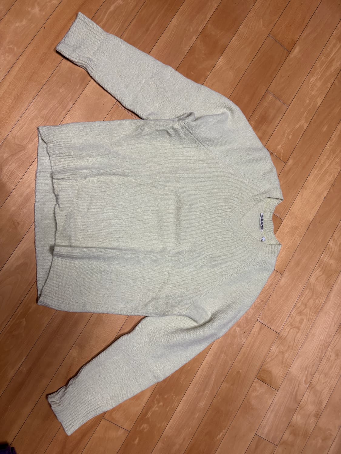 아워레가시 브이넥 니트 (48) 상품이미지1