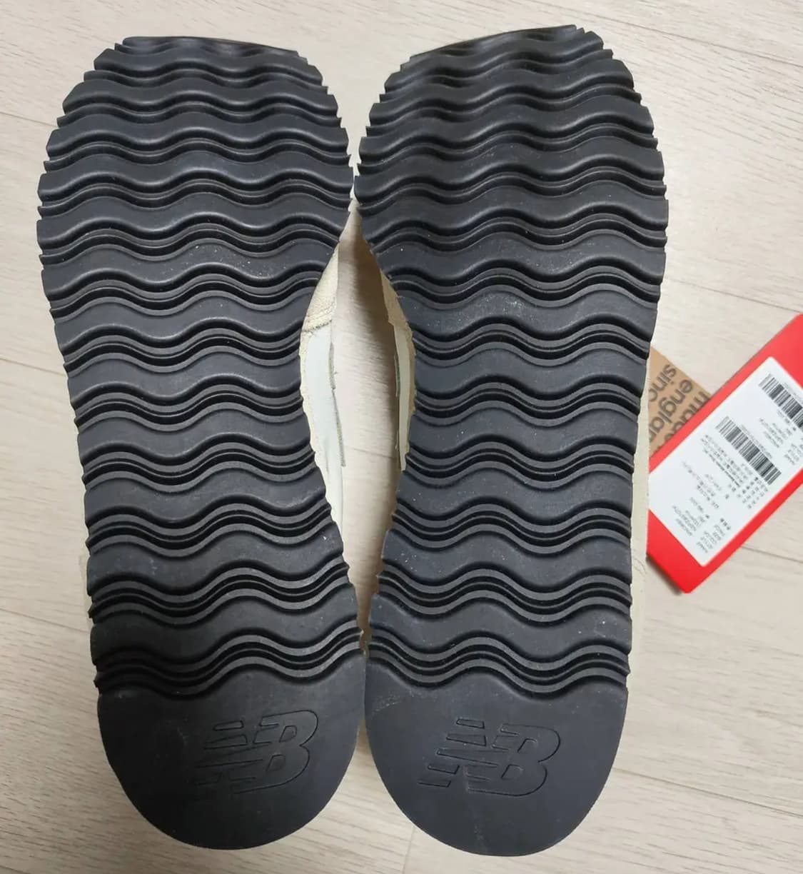 뉴발란스 MIUK 내셔널 클래스 화이트/실버 260사이즈 새제품 상품이미지8