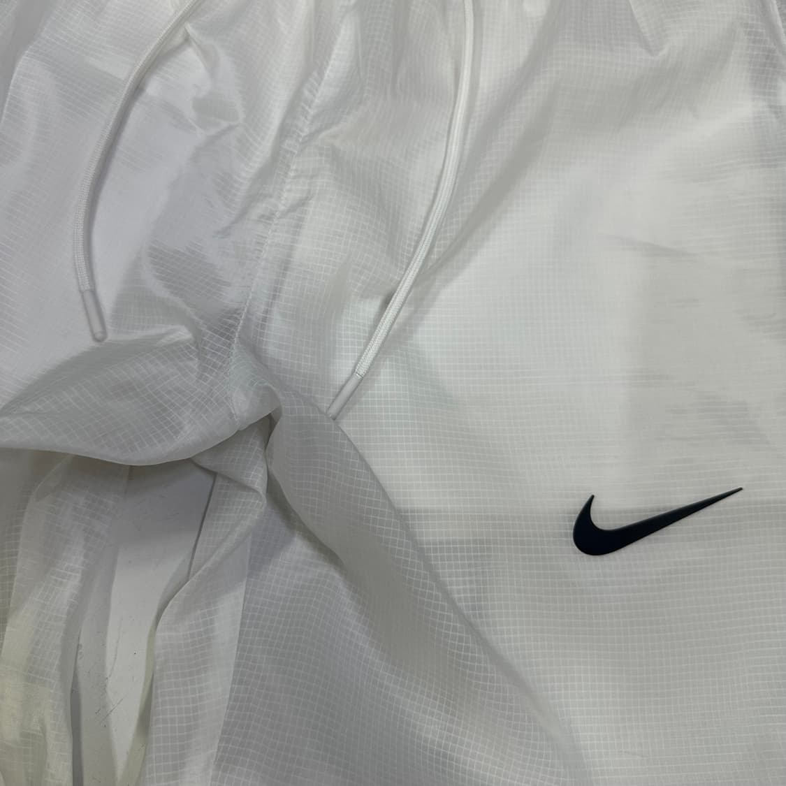 Nike 화이트 나일론 씨스루 팬츠 상품이미지3