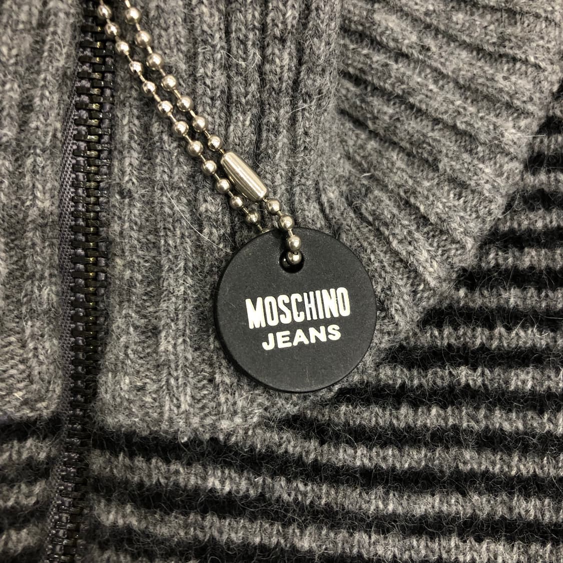 모스키노 백로고 울 니트집업 자켓 상품이미지4