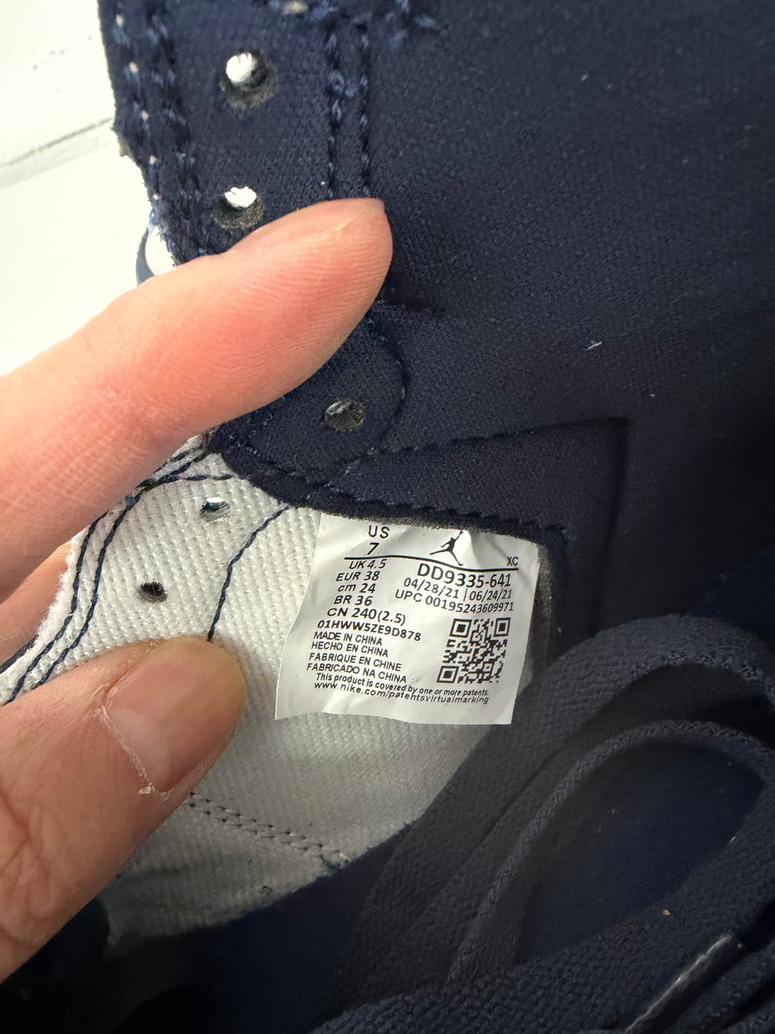 새제품) 나이키 에어 조던 1 블랙/핑크 운동화 240 상품이미지8