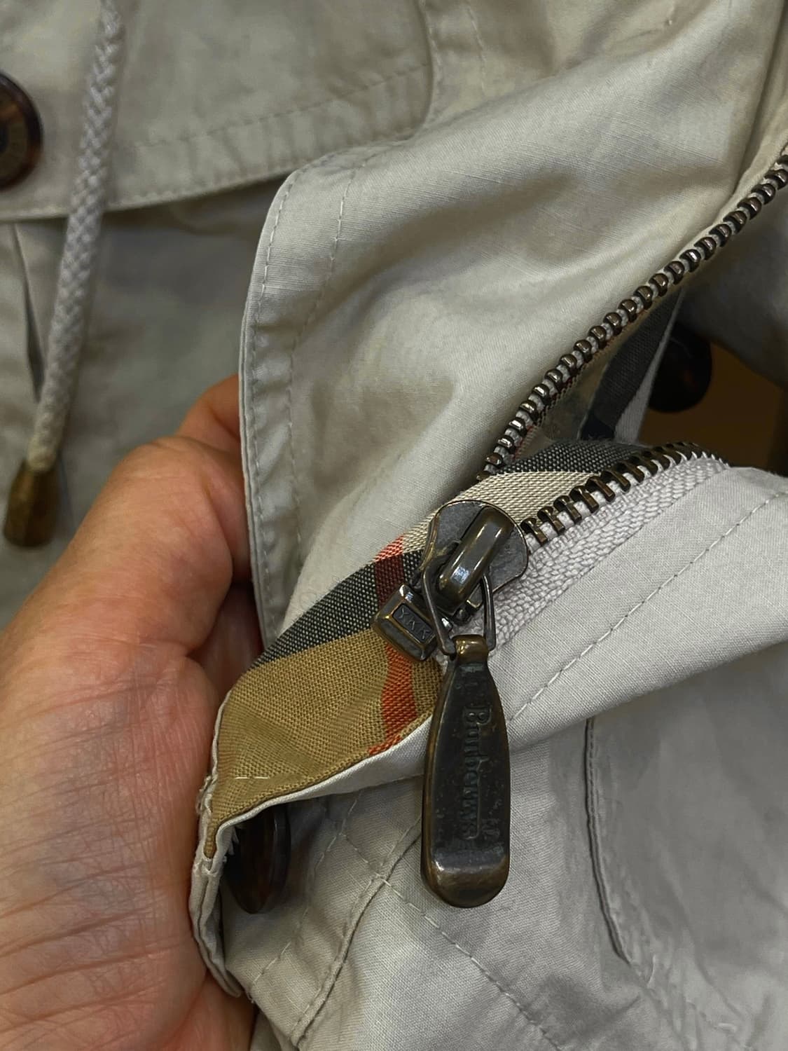 버버리 여성 후드 트렌치 야싱 상품이미지8