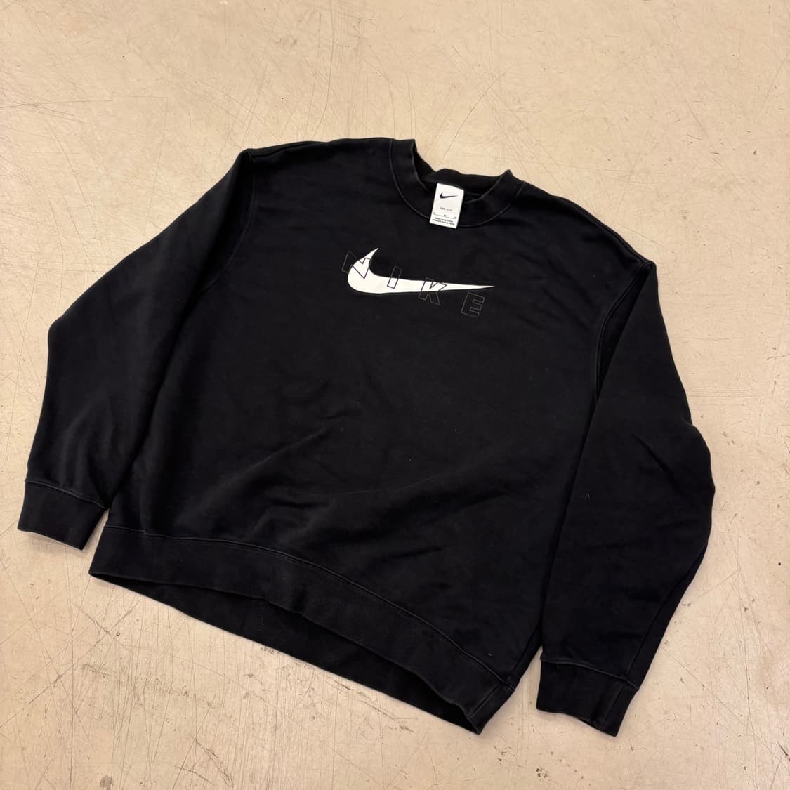 나이키 신형 빅로고 드라이핏 맨투맨 상품이미지1