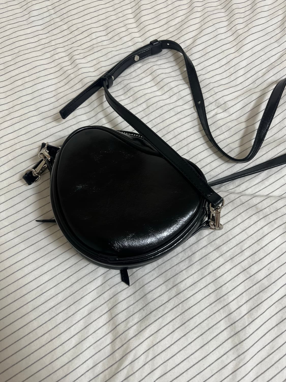 FIND KAPOOR 리본 타이 하트백 블랙 상품이미지8