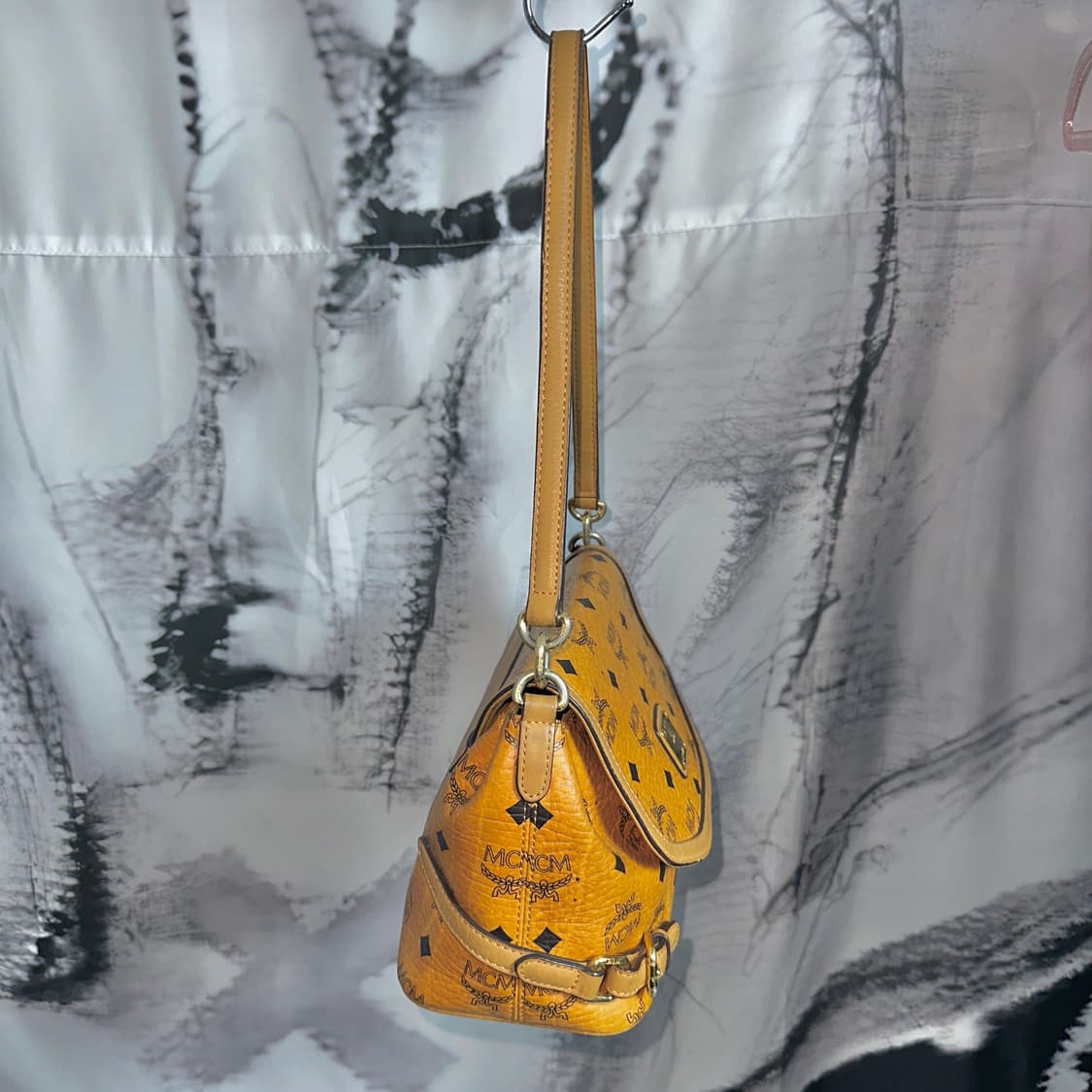 MCM 로고 숄더백 상품이미지4