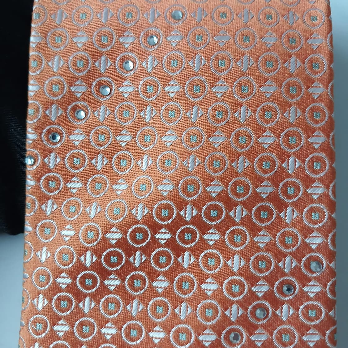 아쿠아스큐텀 오렌지 도트 패턴 넥타이 9.2cm A+등급 A19725
 상품이미지8