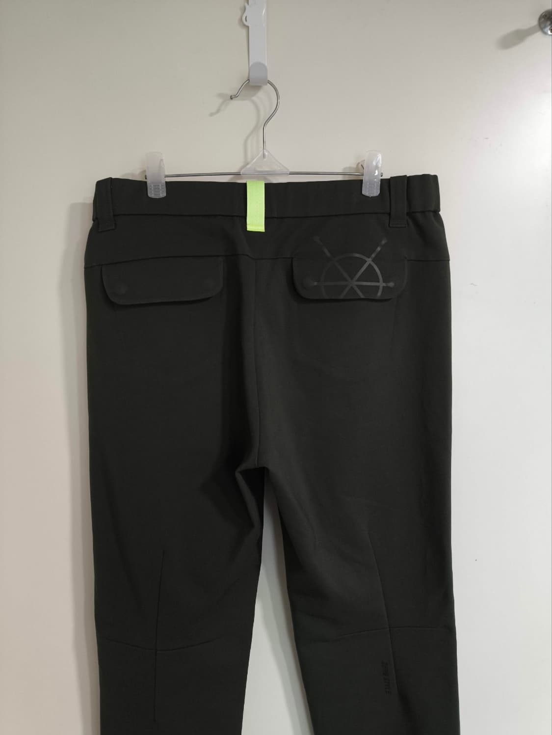 36 데상트 바지 진카키 상품이미지3