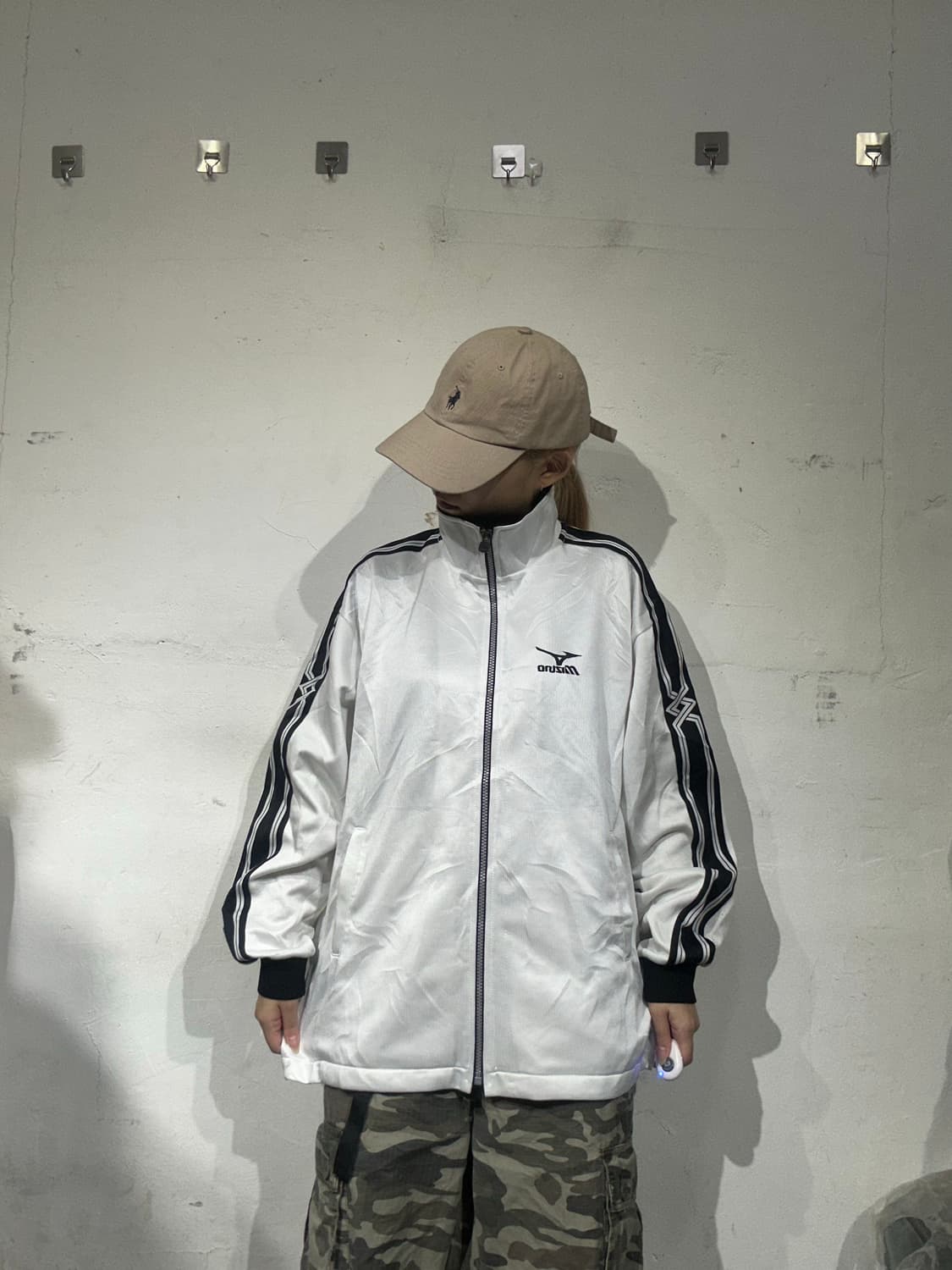미즈노 화이트 블랙 사이드 라인 오버핏 트랙탑 져지 L 상품이미지2