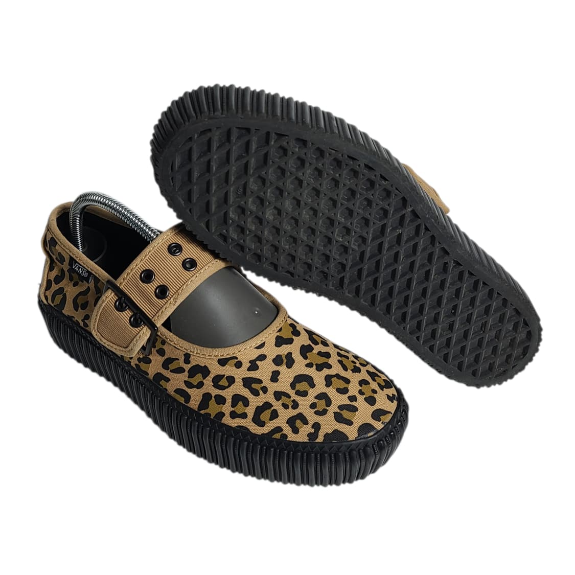 235) Vans 반스 메리제인 레오파드 클리퍼


+ 표기 사이즈 :  상품이미지2