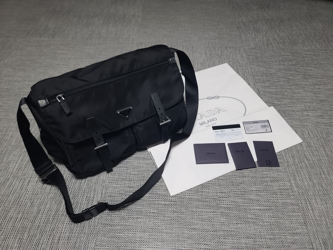 프라다 리나일론사피아노 투포켓 메신저백 크로스백 1bd738 숄더백 상품이미지1