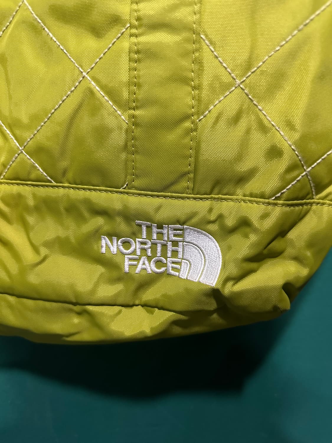 노스페이스 퀼팅 숄더백 상품이미지2